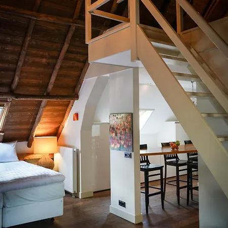 Hotel Boutique Hotel-restaurant De Zwarte Boer 4*